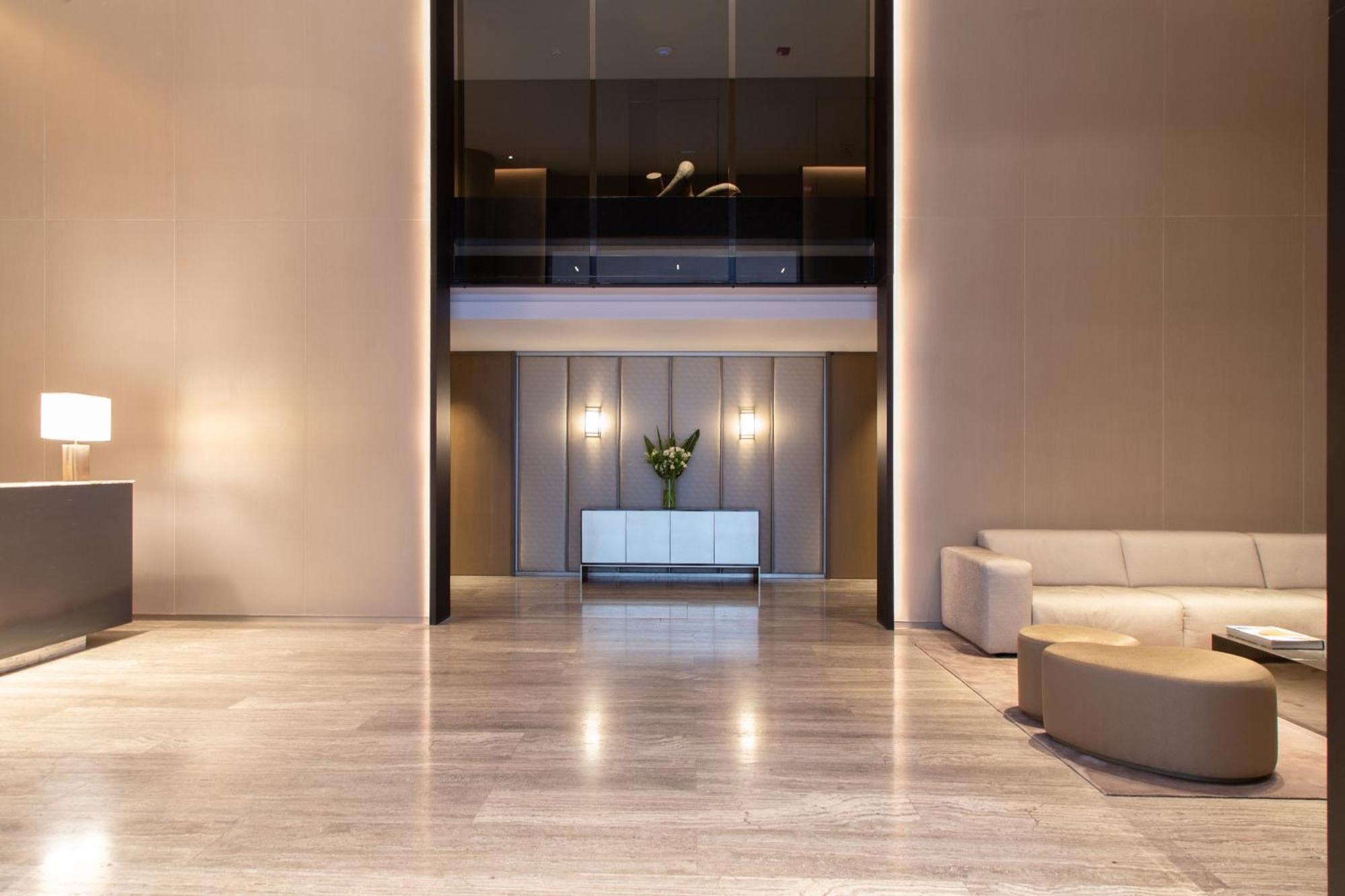 Deco Armani Beautiful Studio *