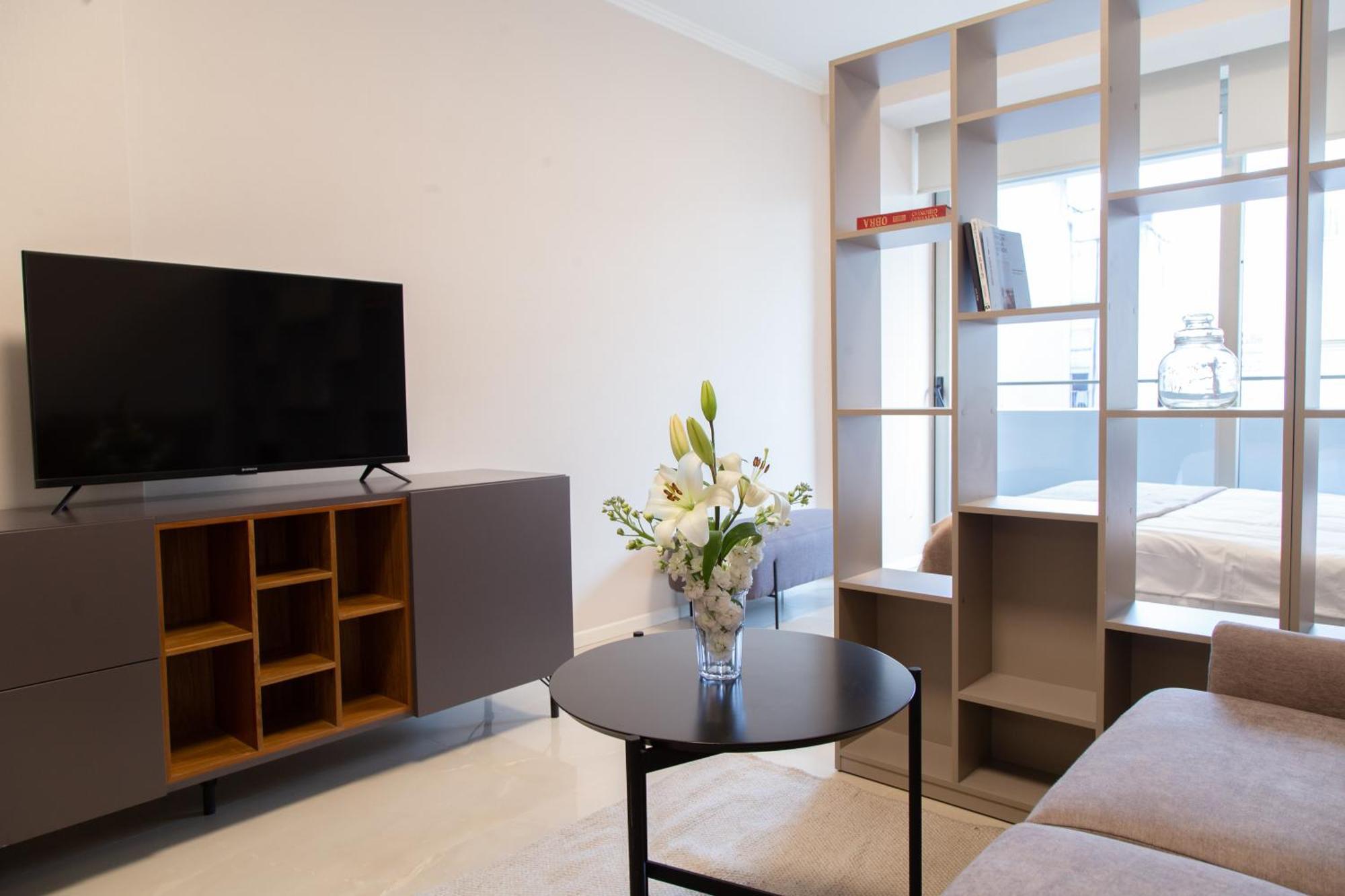 Deco Armani Beautiful Studio *